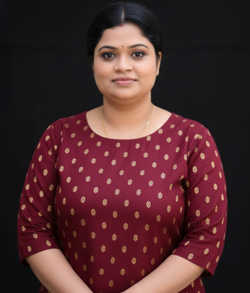 She is a co artist in athmakala tanjore art gallery